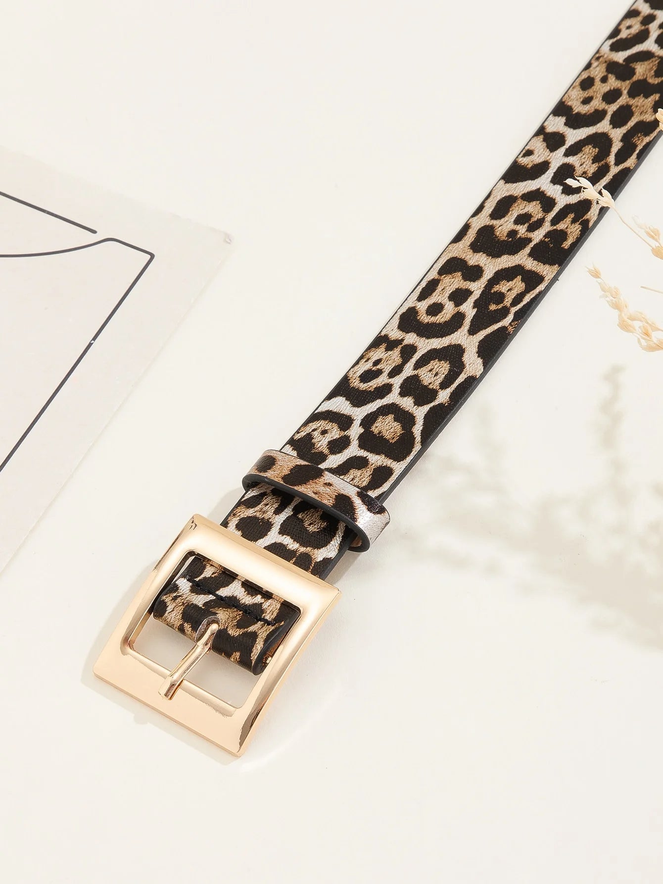 Cinturón con estampado de leopardo