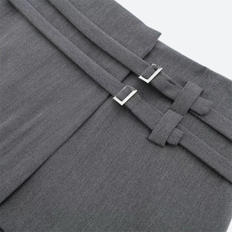 Falda-pantalón corta con doble cinturón de estilo casualcore