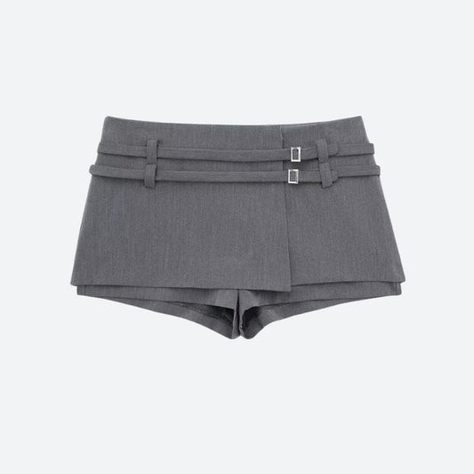 Falda-pantalón corta con doble cinturón de estilo casualcore
