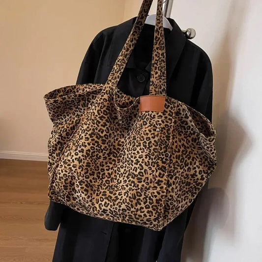 Bolso de lona con estampado de leopardo retro