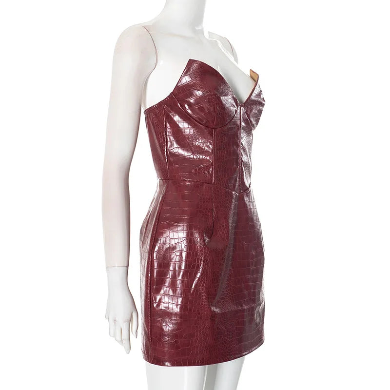 vestido corto de cuero sin tirantes para mujer